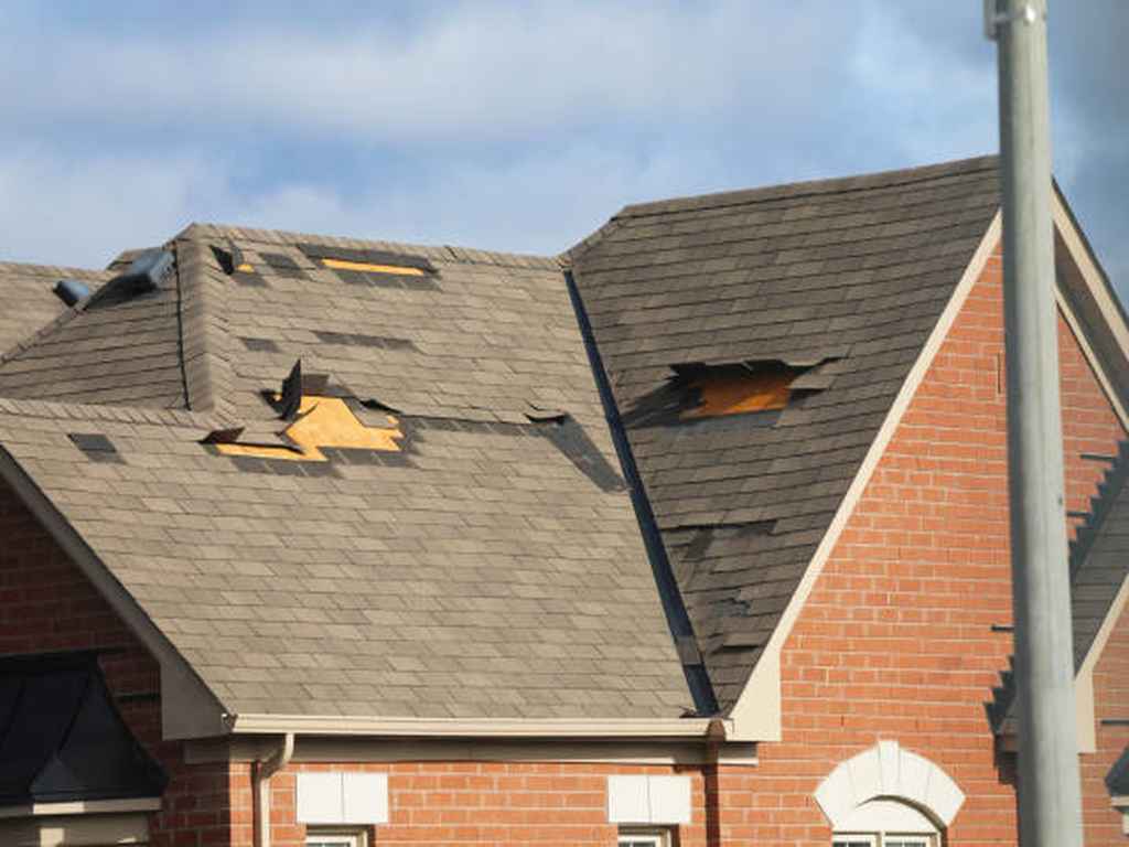 Breckenridge, CO storm damage roof repair company