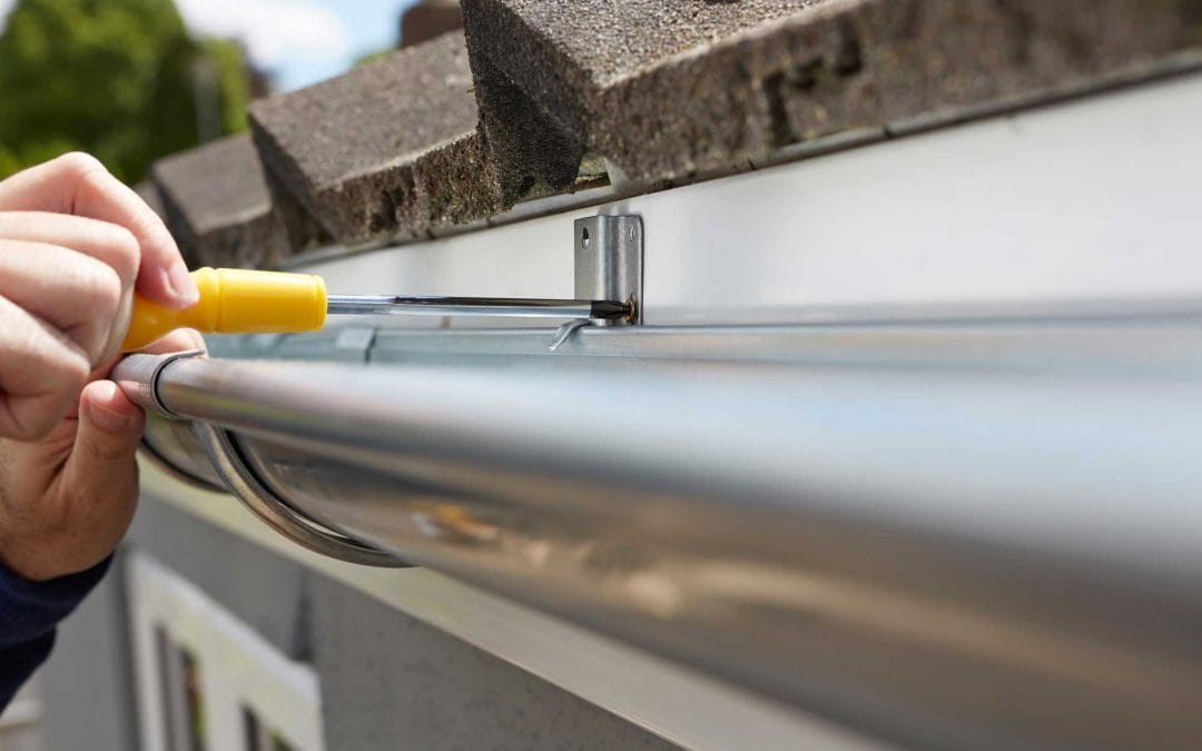 6 Signs It’s Time to Replace Your Gutters